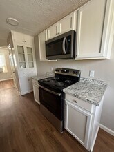 123 Donnelly Dr in Anderson, IN - Building Photo - Building Photo