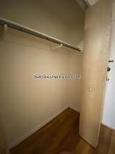 110 Babcock St in Brookline, MA - Building Photo - Building Photo