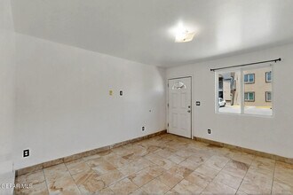 540 S Yarbrough Dr in El Paso, TX - Building Photo - Building Photo