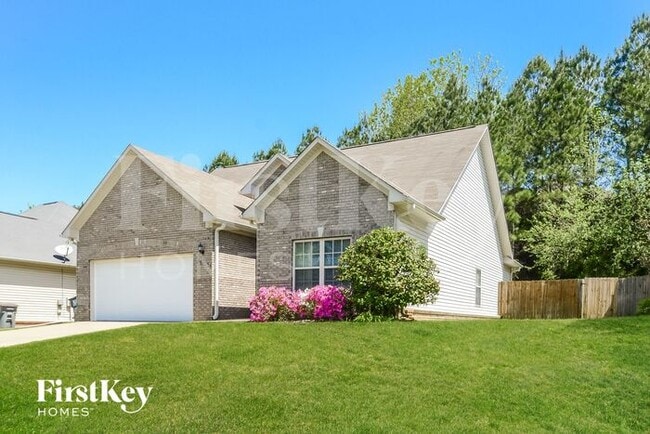 4345 Canterbury St in Mount Olive, AL - Building Photo - Building Photo