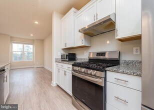 7038 Rackham Wy in Elkridge, MD - Building Photo - Building Photo