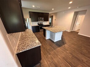 3822 Canyon Shore Ln in Missouri City, TX - Building Photo - Building Photo