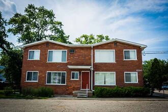 Utica Town in Utica, MI - Foto de edificio - Building Photo