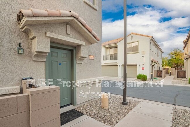 property at 7502 S 30th Run