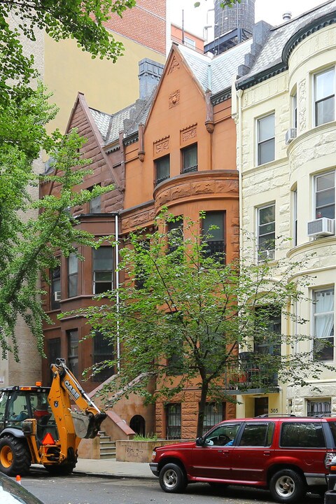 307 W 89th St in New York, NY - Foto de edificio