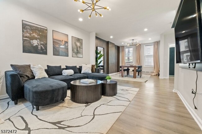 property at 39 Emmet St