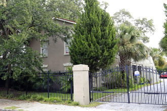 78-80 Drake St in Charleston, SC - Foto de edificio - Building Photo