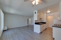 Building Photo - Villa Verde Apartments in Los Angeles, California