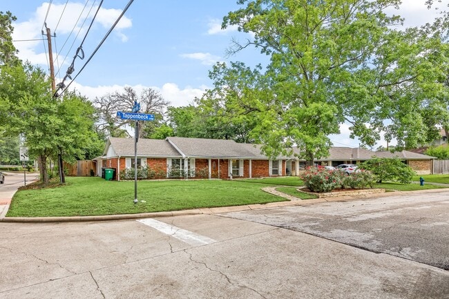 property at 9762 Tappenbeck Dr