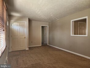 739 Stouffer Ave in Chambersburg, PA - Building Photo - Building Photo