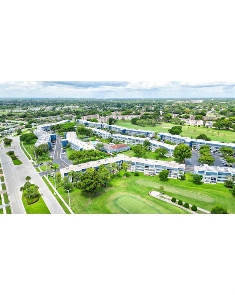 7787 Golf Cir Dr, Unit 106 in Margate, FL - Foto de edificio - Building Photo