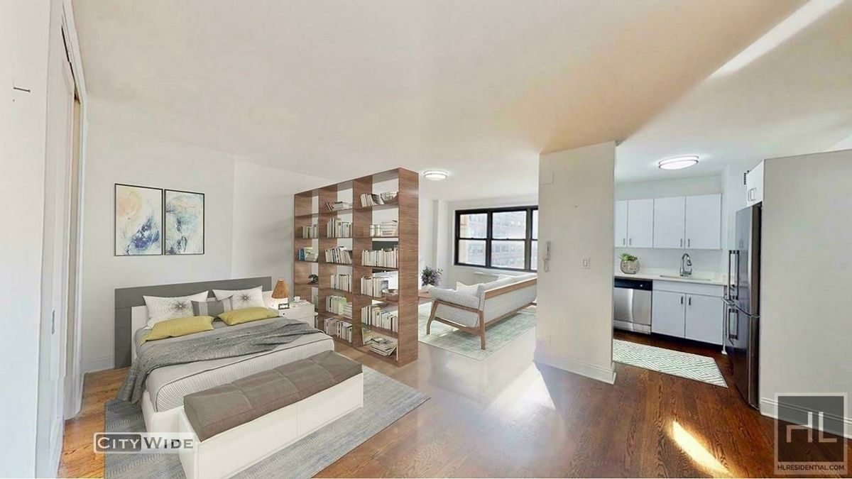 5 AVENUE in New York, NY - Building Photo