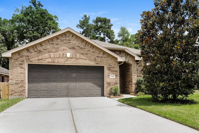 property at 961 Doire Dr