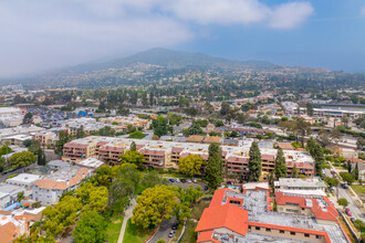 Piedmont Park Villa in Glendale, CA - Building Photo - Building Photo