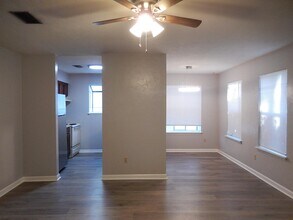 2334 Sylvan Ct in Tallahassee, FL - Building Photo - Building Photo