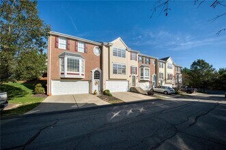 10514 Forest Hill Dr in Wexford, PA - Building Photo - Building Photo