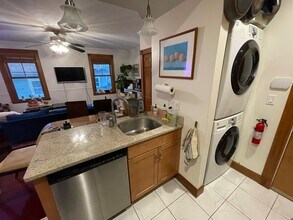 210 Prospect St, Unit 3 in Cambridge, MA - Building Photo - Building Photo