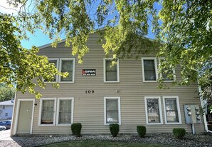 109 E Locust St, Unit 4