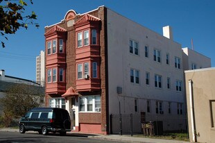 811-813 Baltic Ave in Atlantic City, NJ - Building Photo