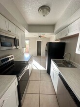 6046 W Townley Ave in Glendale, AZ - Foto de edificio - Building Photo