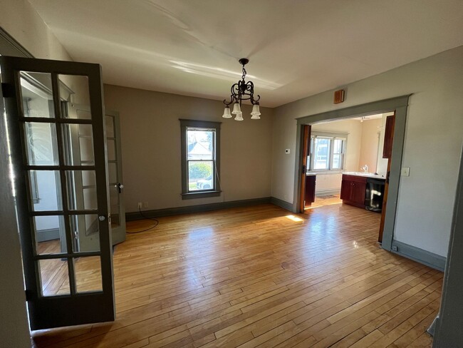 1200 S Dakota Ave in Sioux Falls, SD - Building Photo - Building Photo