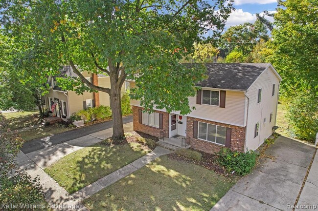 250 First St in Northville, MI - Building Photo - Building Photo