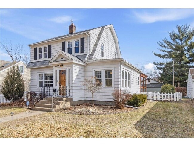 property at 4008 Zenith Ave N
