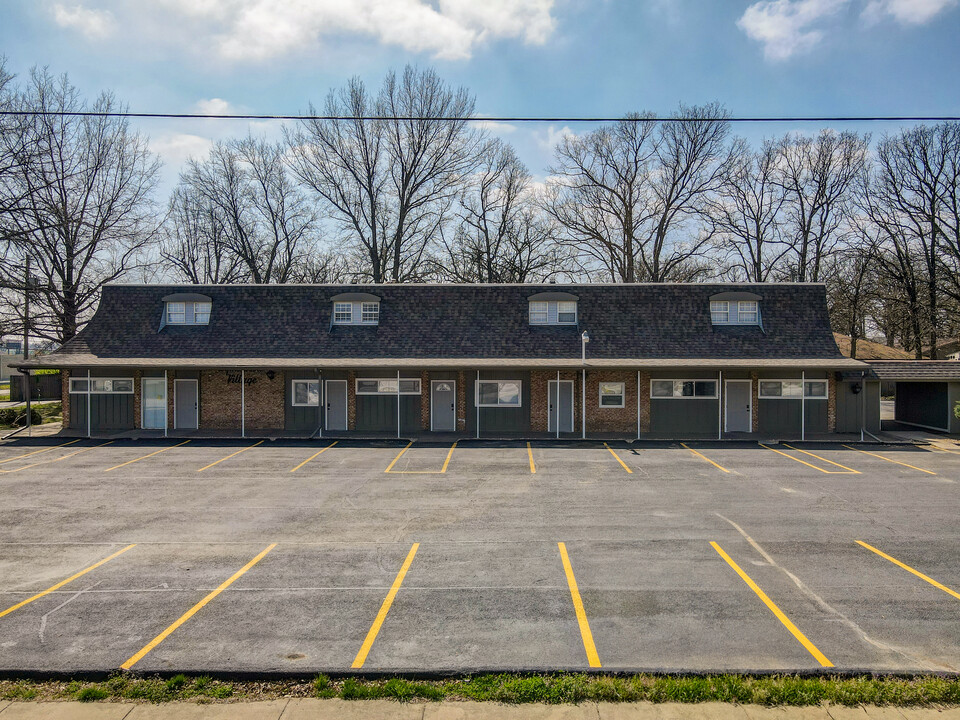 Wynnewood in Springfield, MO - Foto de edificio