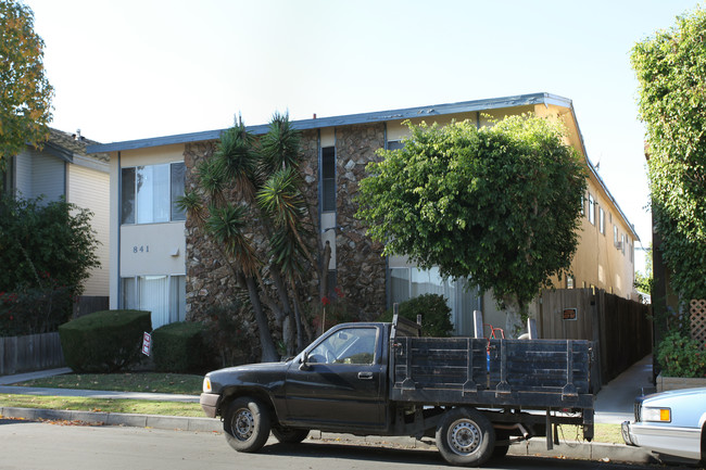 841 Grand Ave in Long Beach, CA - Building Photo - Building Photo