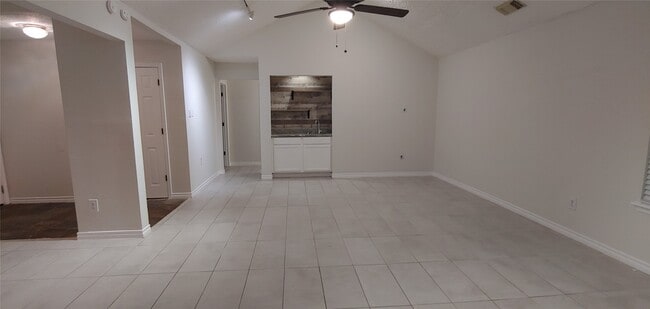 property at 1930 Pepperwood Ln