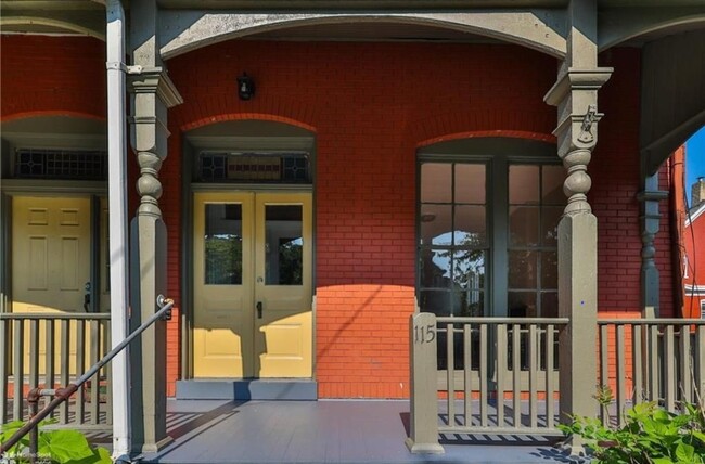 property at 115 S 7th St
