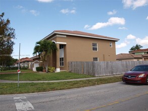 4603 SW 159th Ave in Miami, FL - Building Photo - Building Photo