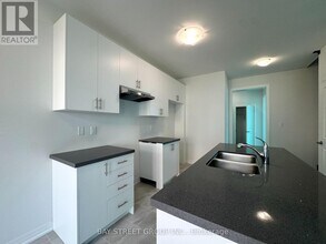 1036 Valhalla Ter in Pickering, ON - Building Photo - Building Photo