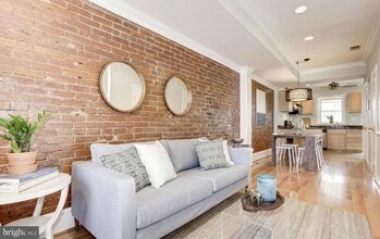 1010 W St NW in Washington, DC - Building Photo - Building Photo
