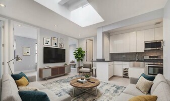 200 Stanton St, Unit 6G in New York, NY - Building Photo