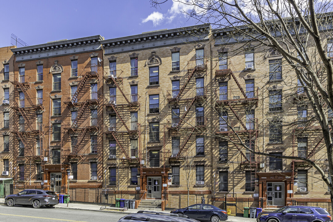1248 Clay Ave in Bronx, NY - Building Photo