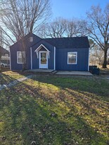 1523 N Barta Ave in Prague, OK - Building Photo