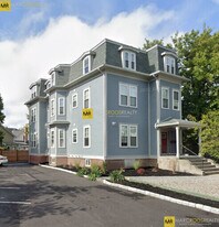 134 Franklin St in Boston, MA - Building Photo