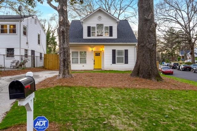 56 Holly Rd NW in Atlanta, GA - Building Photo