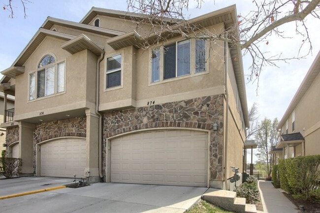 property at 874 E Red Sage Ln