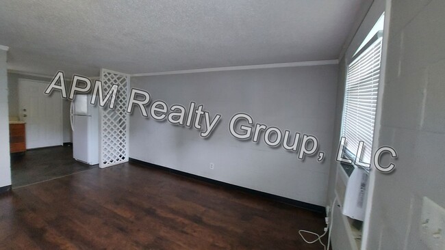 property at 2816a Howell Ct