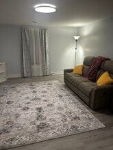 89 2nd St, Unit A in Keyser, WV - Building Photo - Building Photo