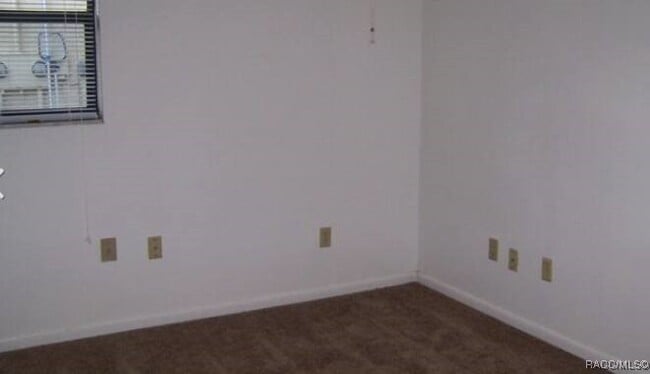 10887 W Gem St in Crystal River, FL - Building Photo - Building Photo
