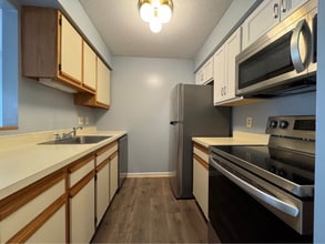 26 Somerset in Freeport, ME - Foto de edificio - Building Photo