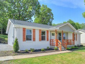 212 Broadmoor Dr in Nashville, TN - Building Photo