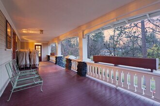 2407 S Garfield St in Spokane, WA - Building Photo - Building Photo