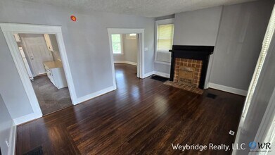 3319 Milton Ct in Cincinnati, OH - Building Photo - Building Photo