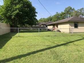 3612 Mahan St in Bryan, TX - Building Photo - Building Photo