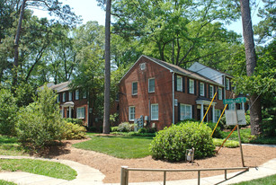 Historic Garden Hills Apartments