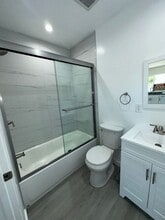 8153 San Juan Ave in South Gate, CA - Building Photo - Building Photo
